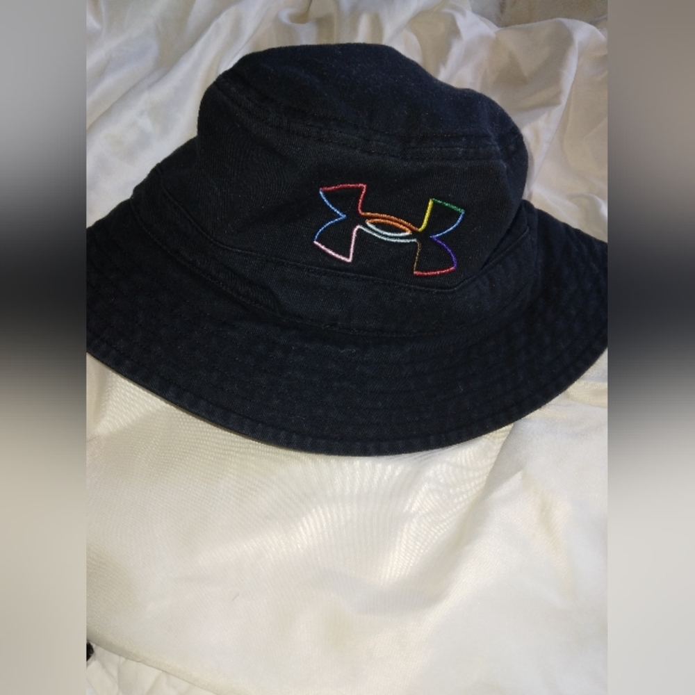 Under Armour pride bucket hat
